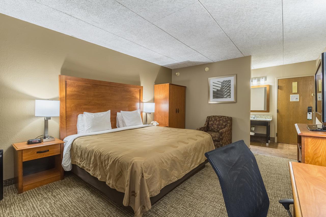 Greenridge Hotel Wickliffe Экстерьер фото